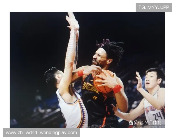 足球视角下的CBA球员身体素质与团队协作能力分析